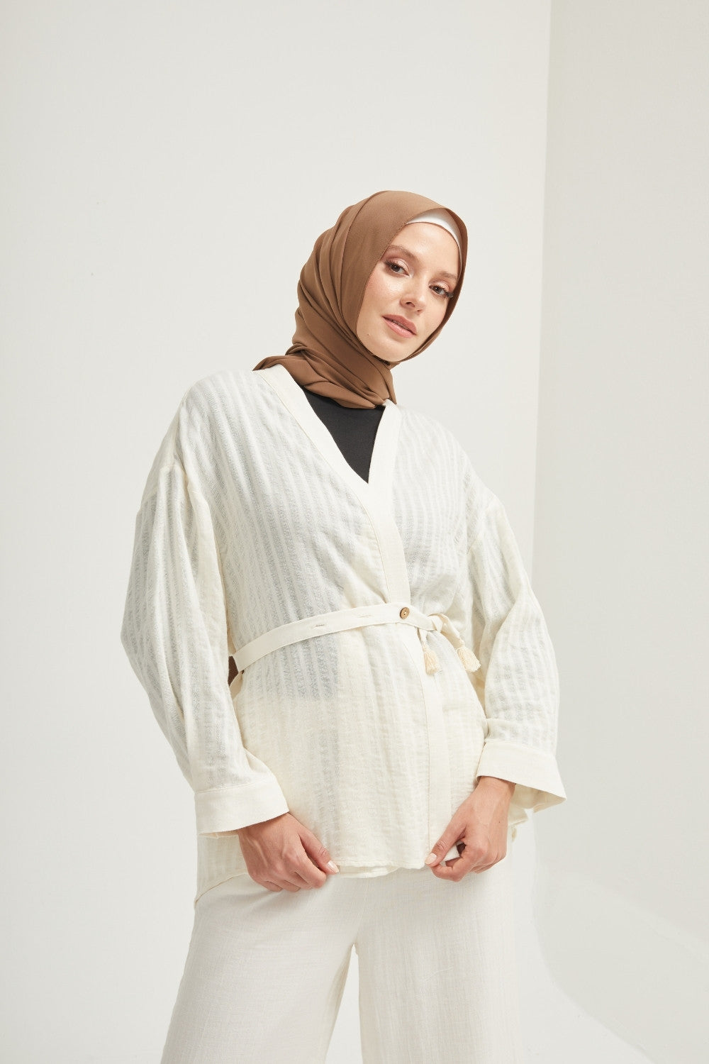 Kimono with belt – airy. elegant. feminine.