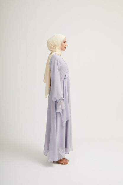 Naga Dress - Modest Eleganz mit Statement-Ärmeln