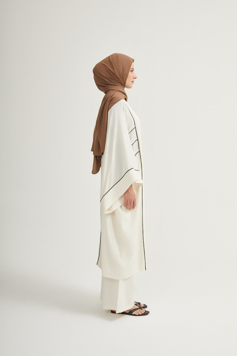 Oversized kimono made of bamboo fiber - cream with contrasting lines