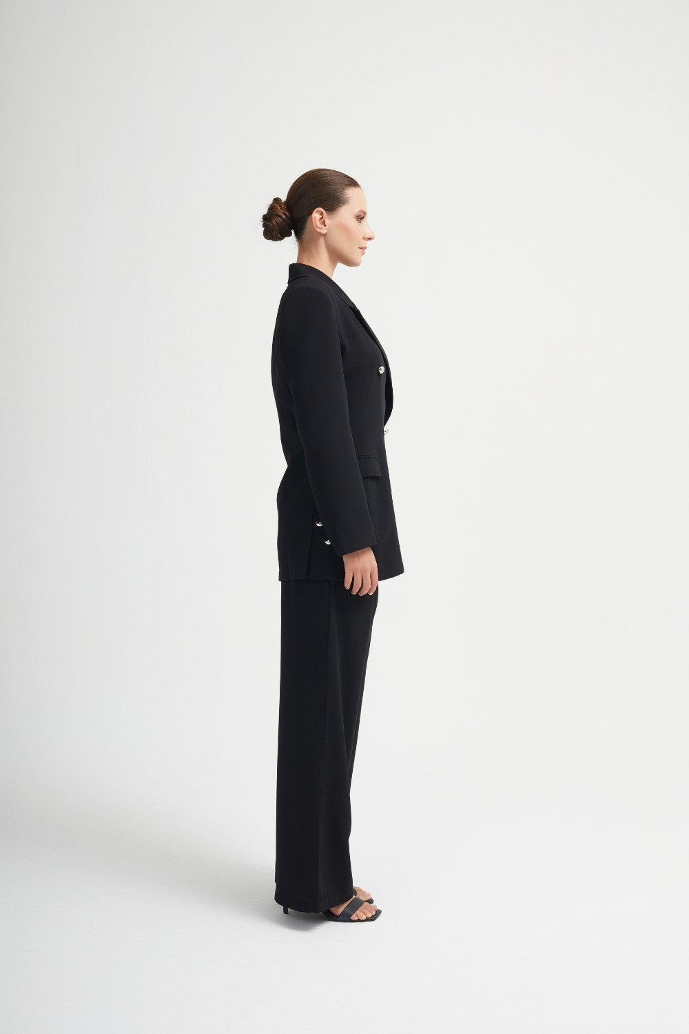 Raja Twinset – Elegant blazer & wide trousers in royal blue | Modest fashion trouser suit