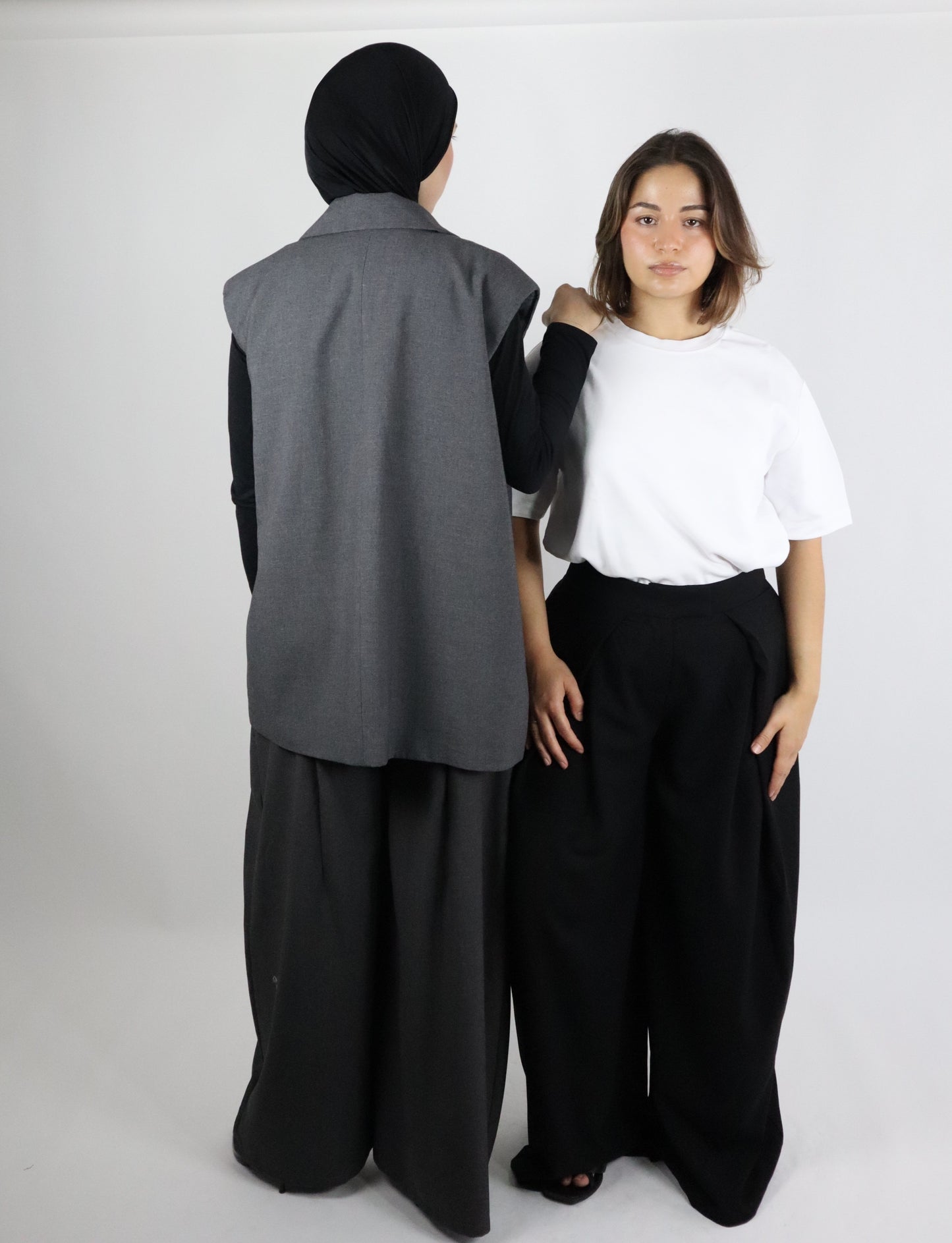 Wide-Leg Bundfaltenhose