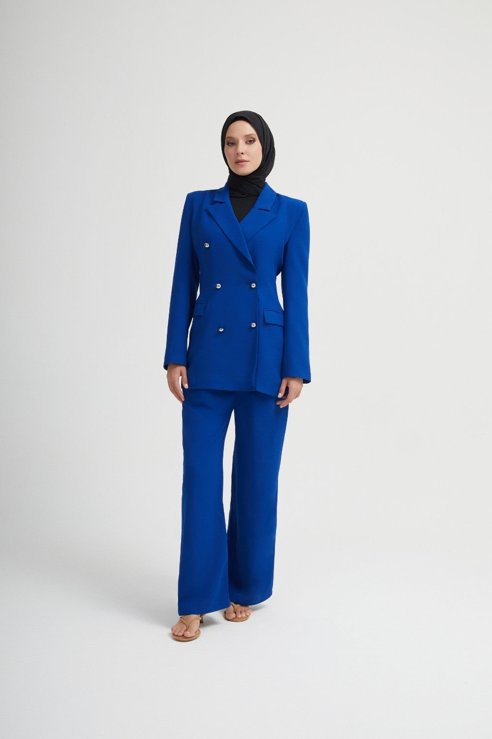 Raja Twinset – Elegant blazer & wide trousers in royal blue | Modest fashion trouser suit